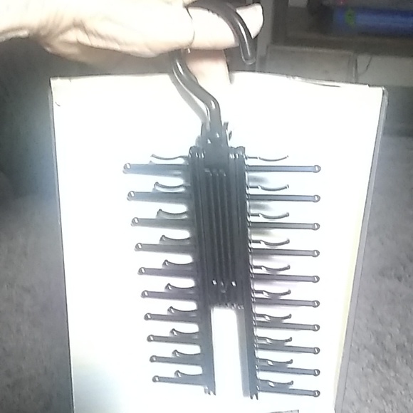 🆕 tie hanger - Picture 2 of 3